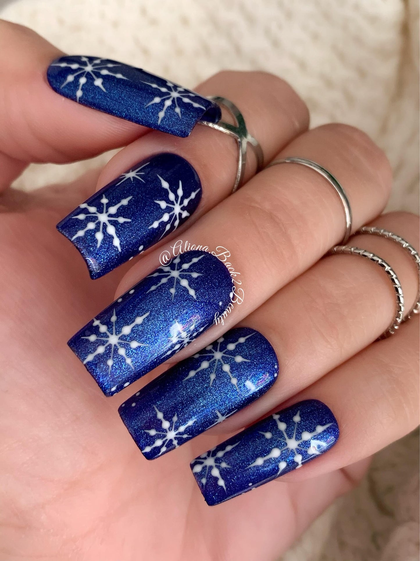 Reusable Winter Press on Nails/ Handpainted snowflakes/ Multiple colors/ Glue on Nails/ Fake Nails/ Christmas Nails/ Long Nails/ Short Nails