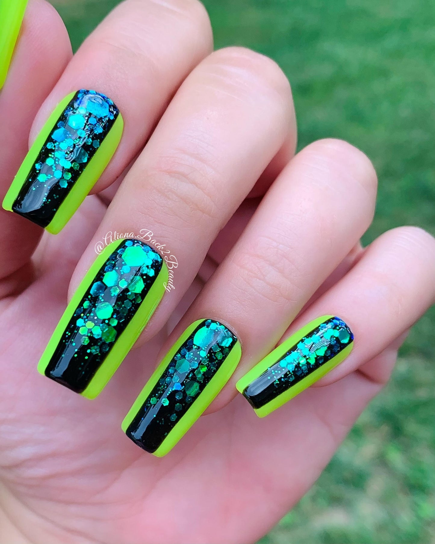 Abstract neon yellow and black nails with green glitter accents/ Handmade Summer Press on Nails/ Reusable Fake Nails