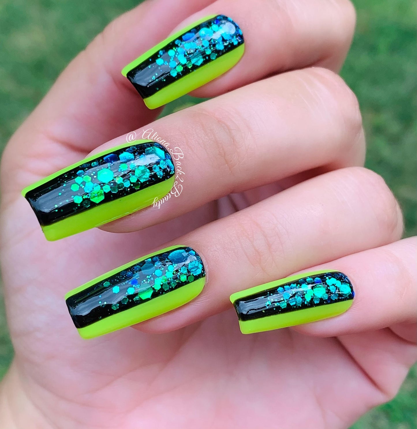 Abstract neon yellow and black nails with green glitter accents/ Handmade Summer Press on Nails/ Reusable Fake Nails