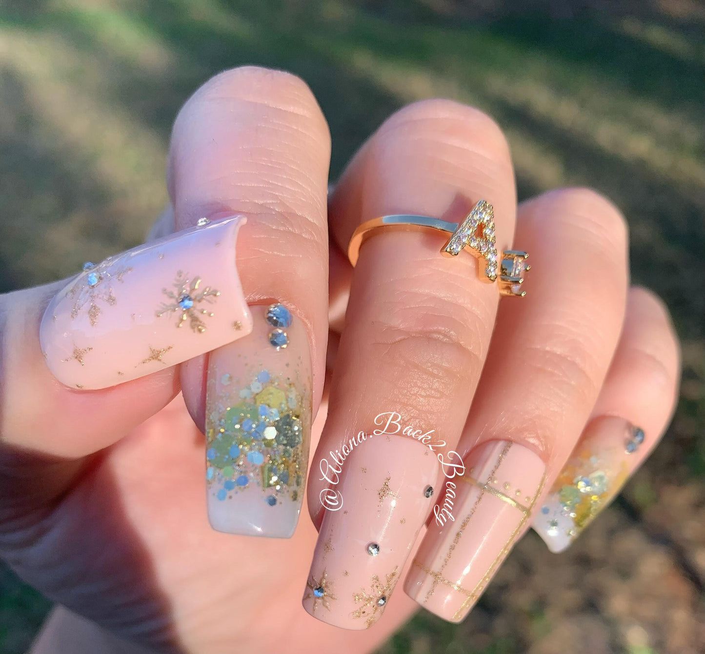 Handmade Nude Winter Nails, Gold and Nude Christmas Nails, Reusable Glitter Press on Nails, Glue on Nails