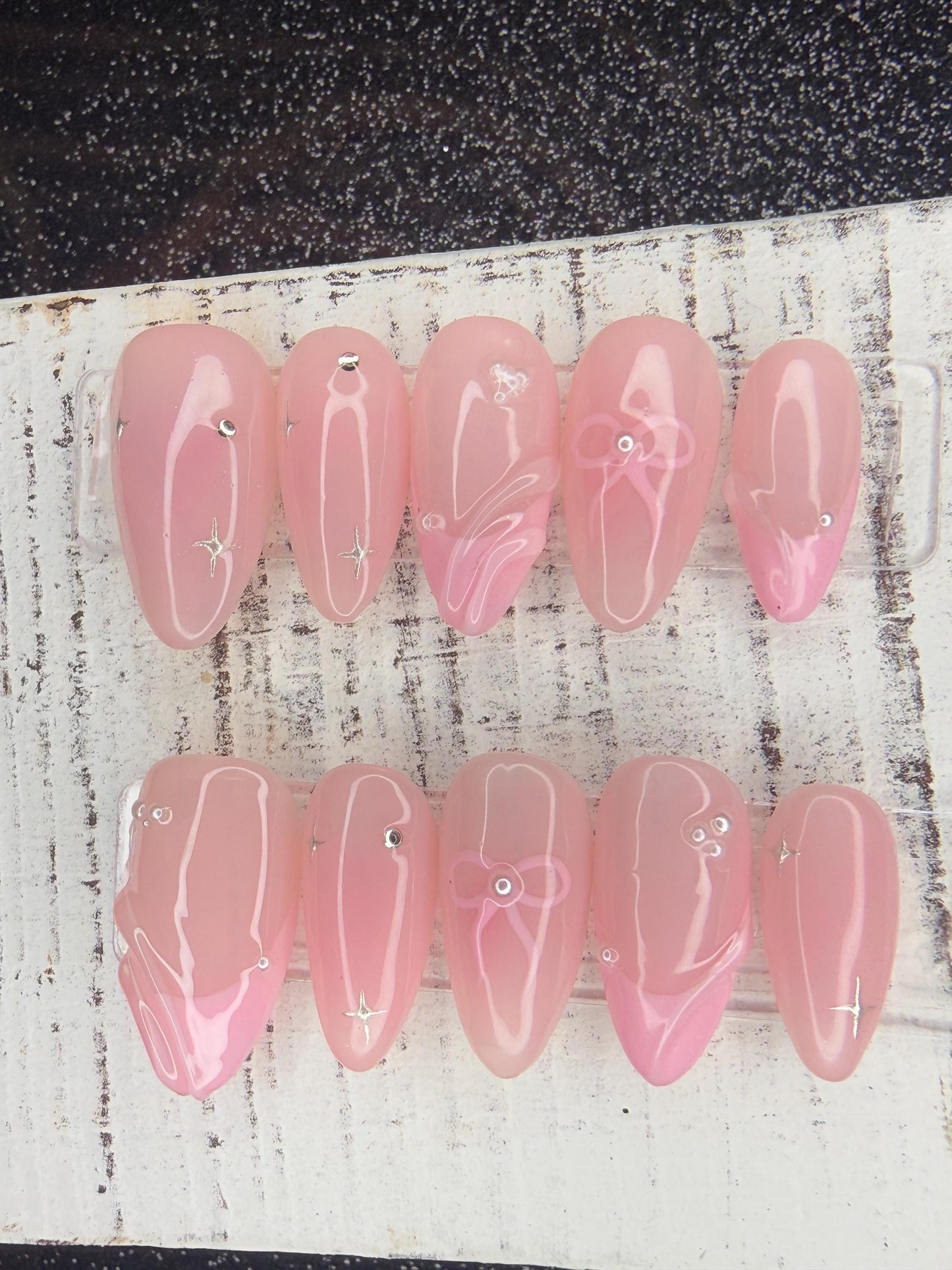 Textured Soft Pink Nails/ Delicate Pink Press-On Nail Set/ Wedding Nails/ Elegant Luxury Press on Nails/ Reusable Jelly Press on Nails