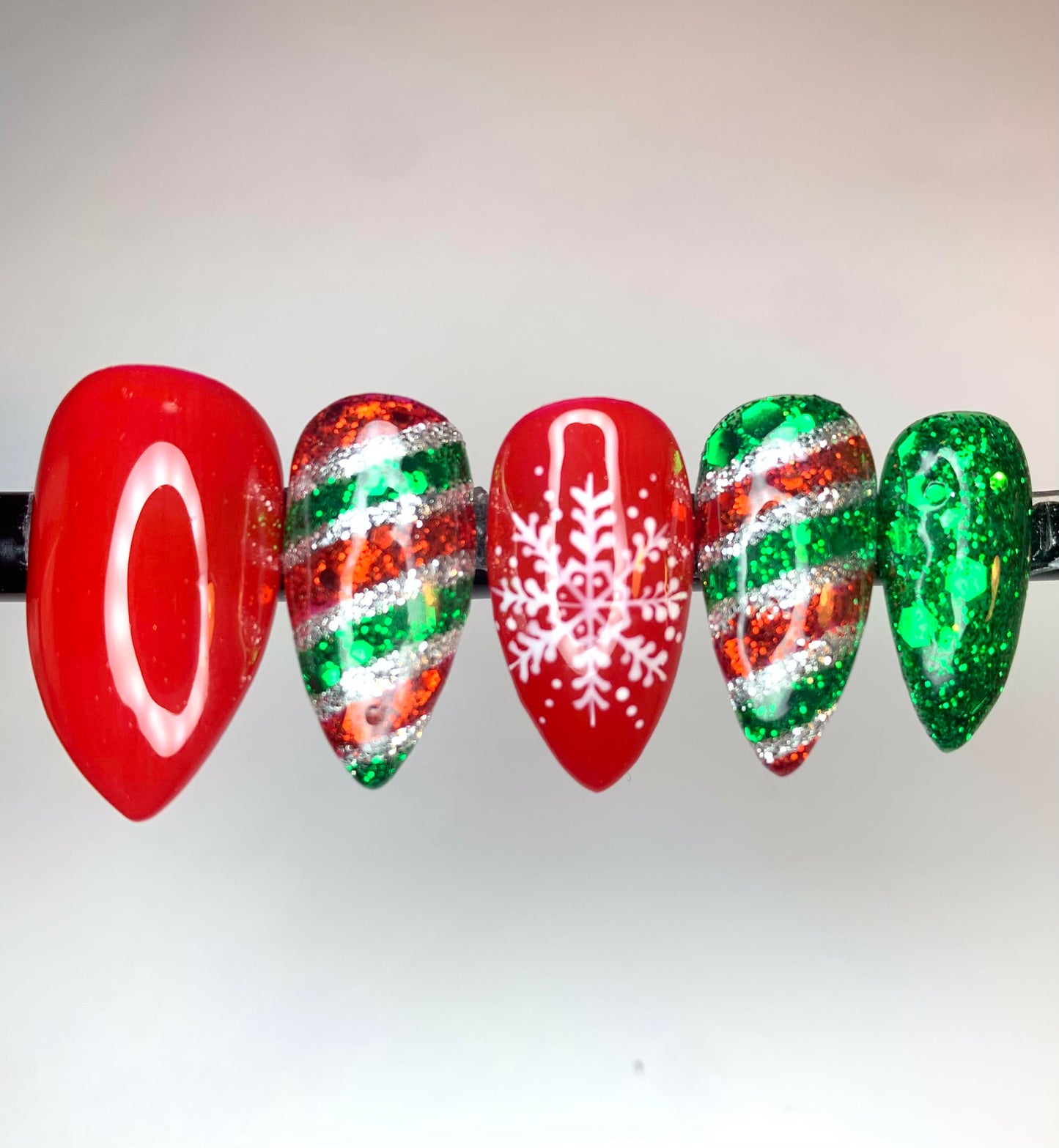 Handcrafted Red and Green Christmas Nails, Sparkling Winter Press on Nails, Reusable Glue on Nails, Candy Cane Nails, Snowflakes Nails